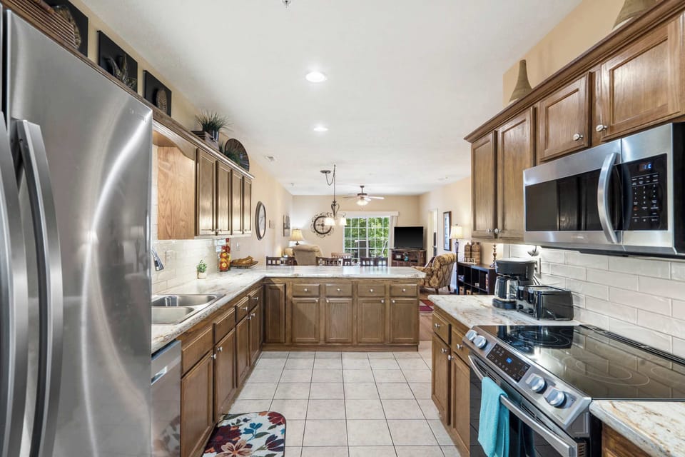 The open kitchen is well equipped for an unforgettable getaway​