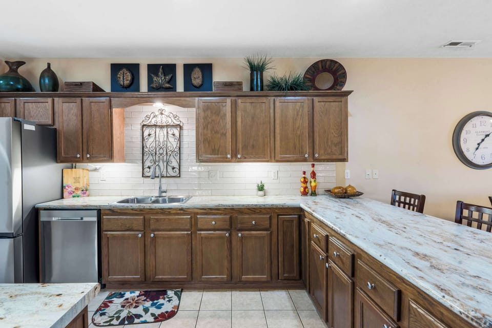 The open kitchen is well equipped for an unforgettable getaway​