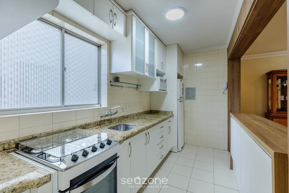 Basic Apartment | Private kitchen