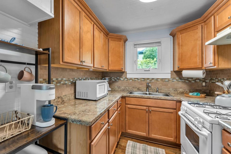 Compact, well-equipped kitchen with a dedicated coffee station for your morning routine