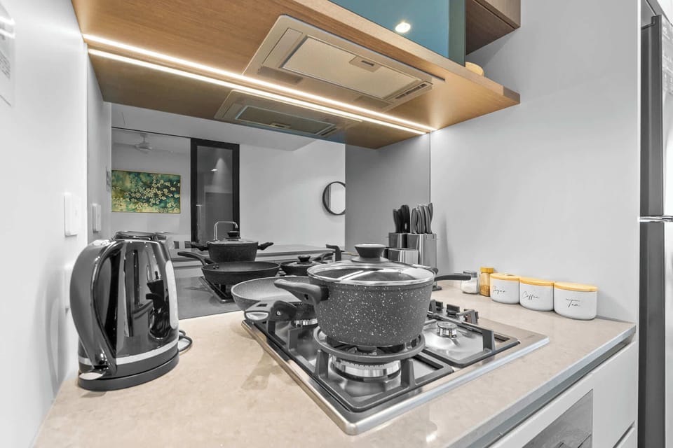 Cooking essentials provided—oil, salt, pepper, and complete cookware for your convenience.