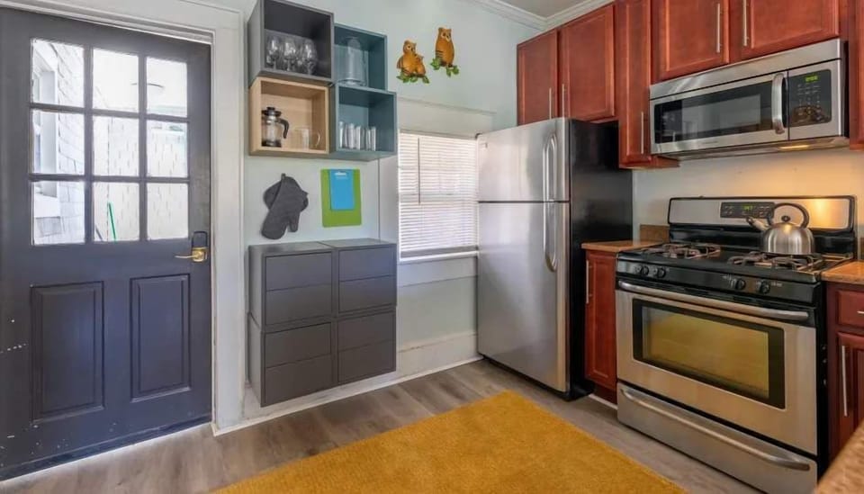 Stock the fridge and settle in for a comfortable stay in the city.