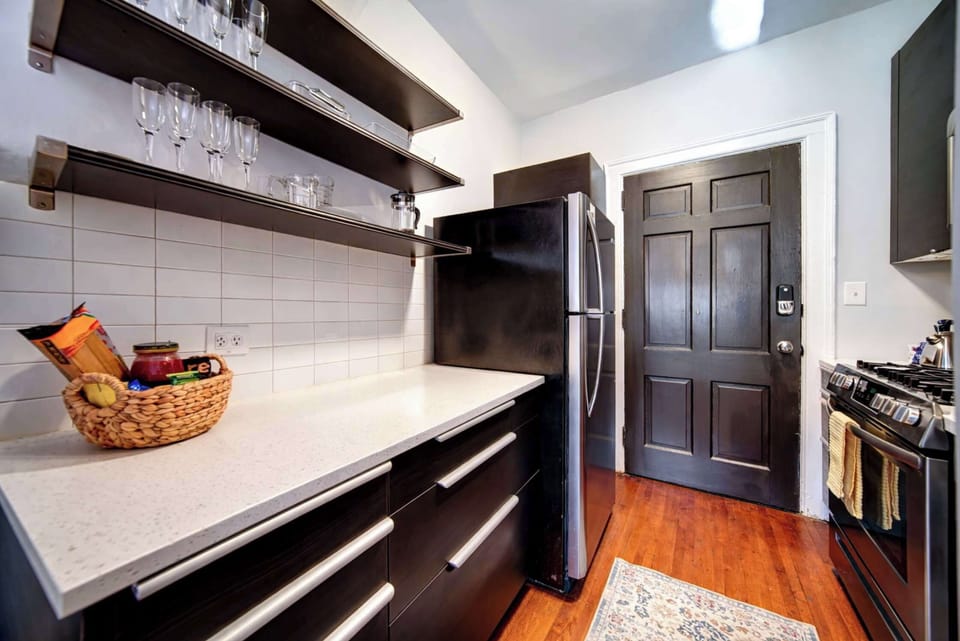 Cook at your own pace or prepare something quick between plans.