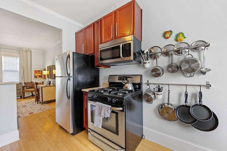 Fully equipped kitchen with modern appliances and everything needed for daily meals.