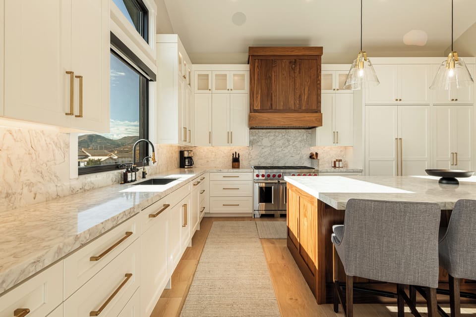 Spacious kitchen with two dishwashers and a "hidden" pantry