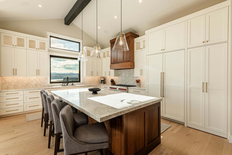 Gourmet kitchen