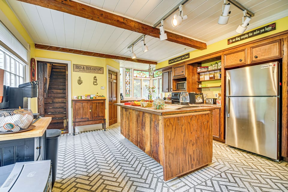 Kitchen | Blender | Toaster | Dishwasher | Crock Pot