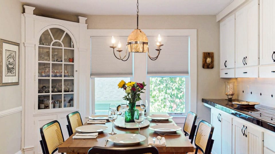 Dining room table