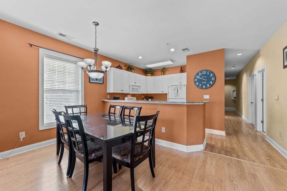 Kitchen and Dinning Room.
