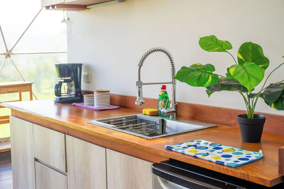Microwave, stovetop, cookware/dishes/utensils