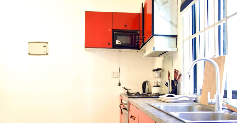 Kitchen area (2)