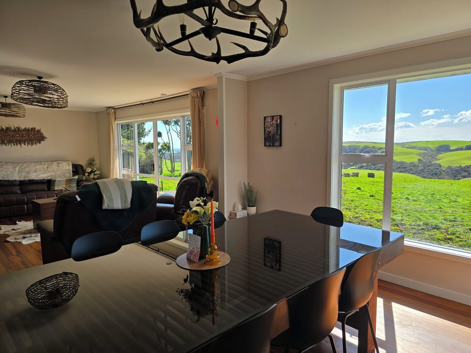 dining and lounge