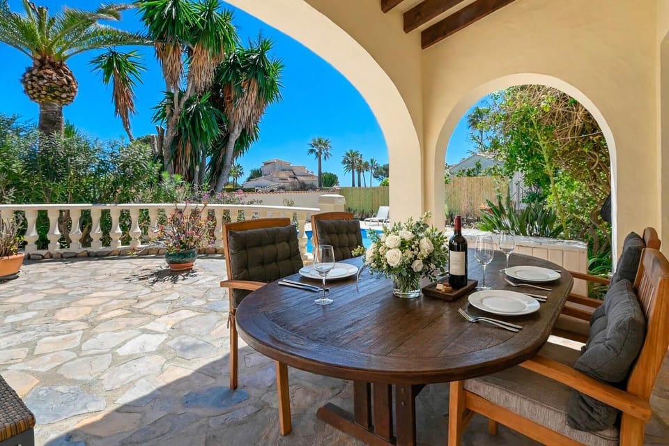Outdoor dining area