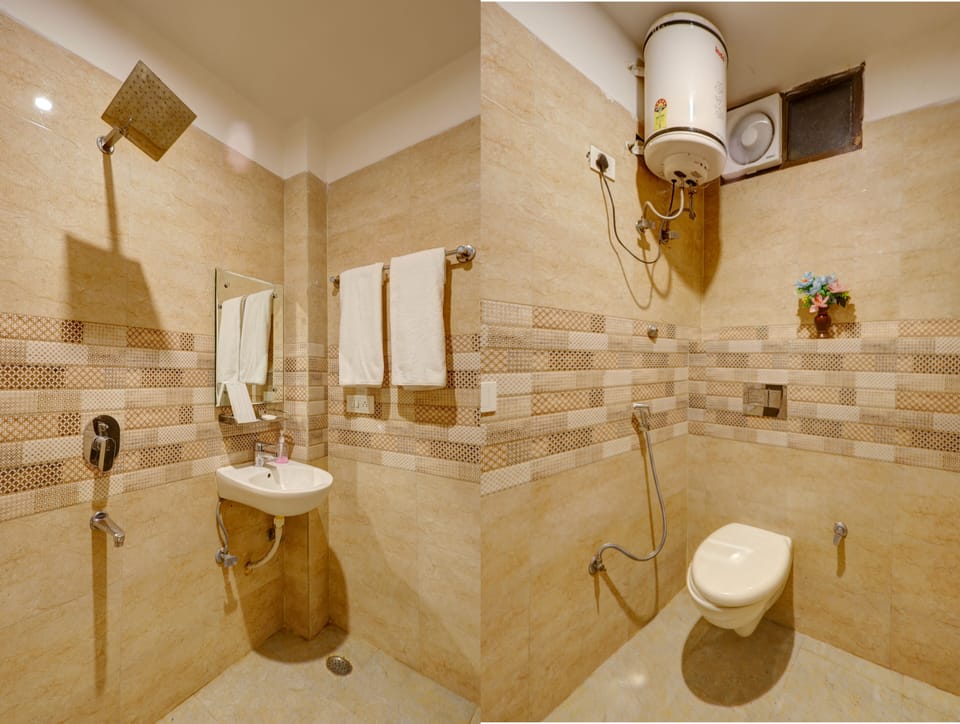 Hydromassage showerhead, slippers, towels, soap