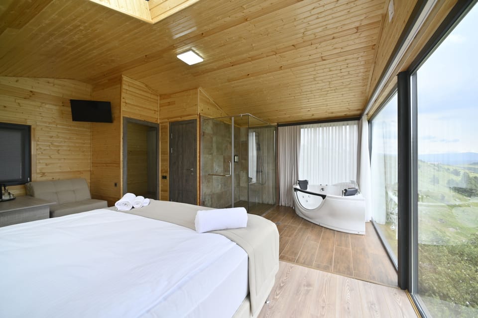 Chalet, Mountain View | Blackout drapes, soundproofing, iron/ironing board, free WiFi