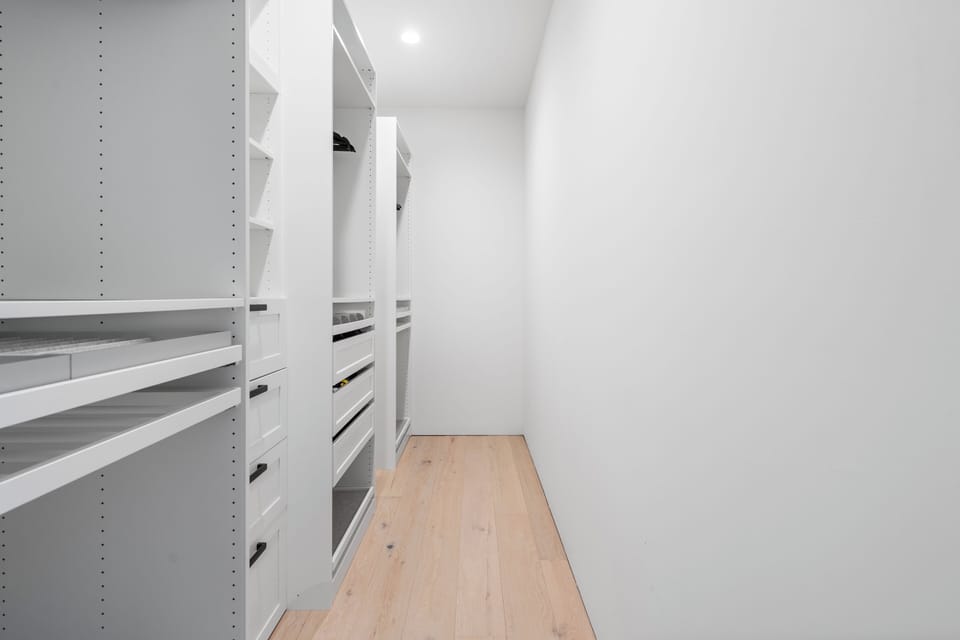 Large walk-in closet. (Main House)