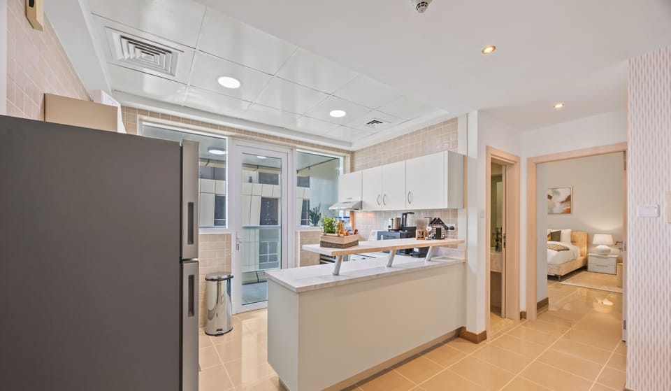 Standard Apartment, City View | Private kitchen | Full-size fridge, microwave, oven, stovetop