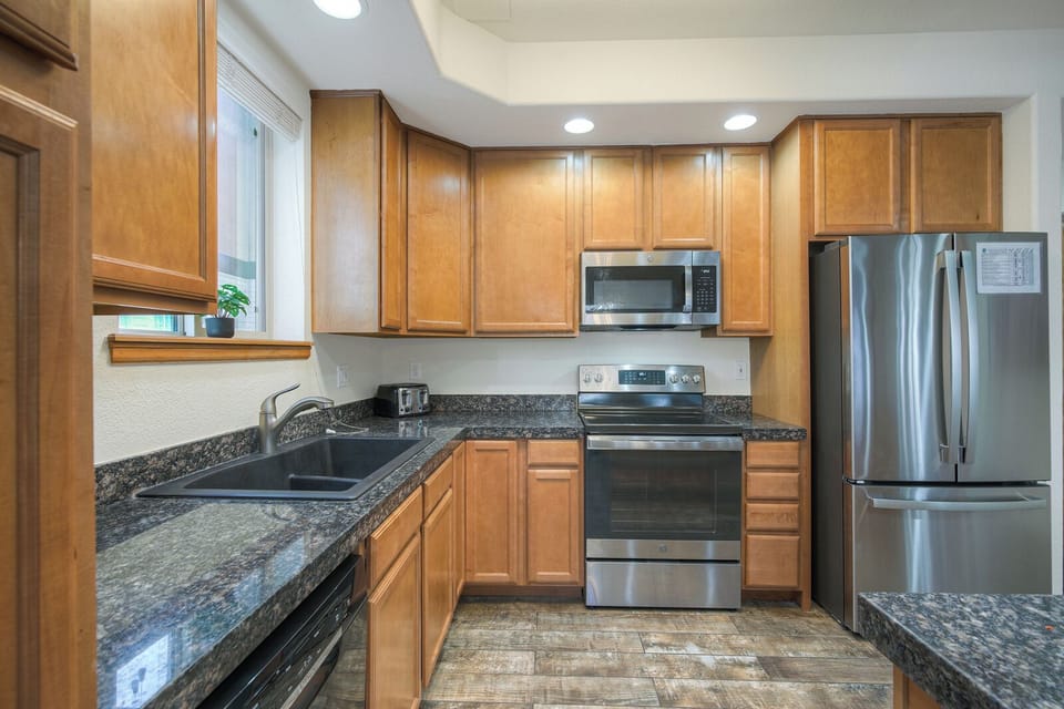 CC102 Kitchen