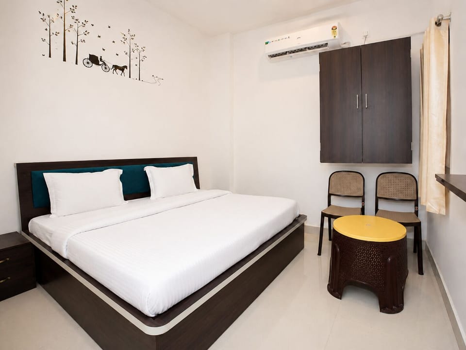 Deluxe Double Room | Desk, laptop workspace, WiFi (free)