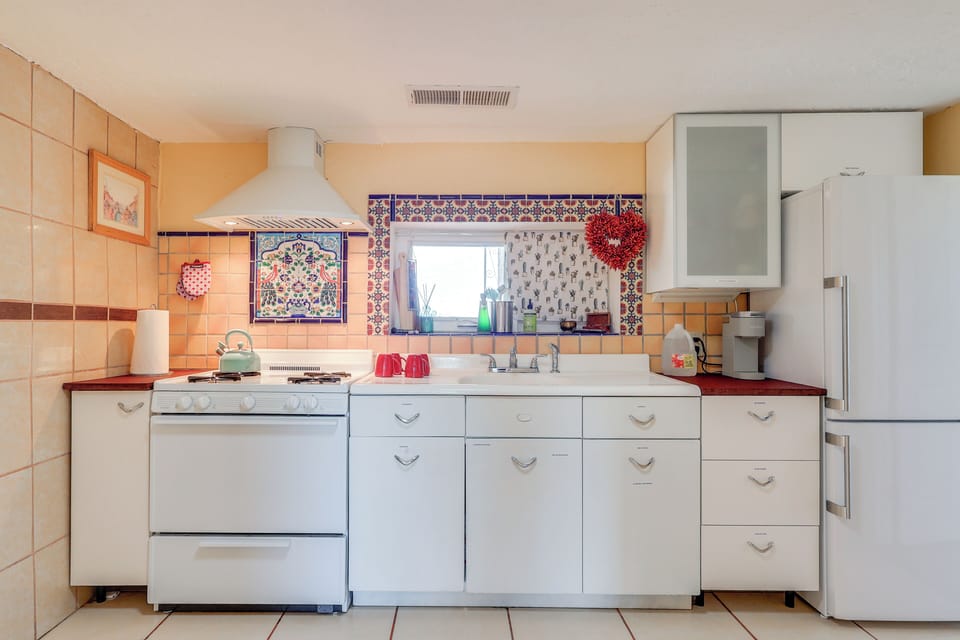 House (3 Bedrooms) | Front of property