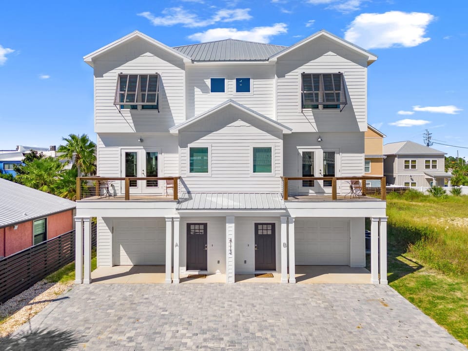 Welcome to Sunset On Snapper C