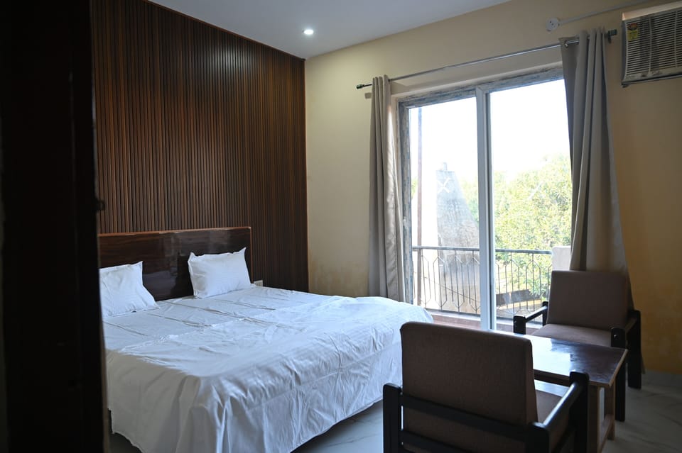 Comfort Double Room, Balcony, Hill View | Desk, laptop workspace, free WiFi