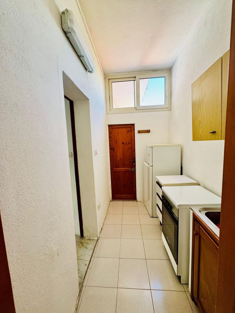 Apartment | Private kitchenette | Dining tables