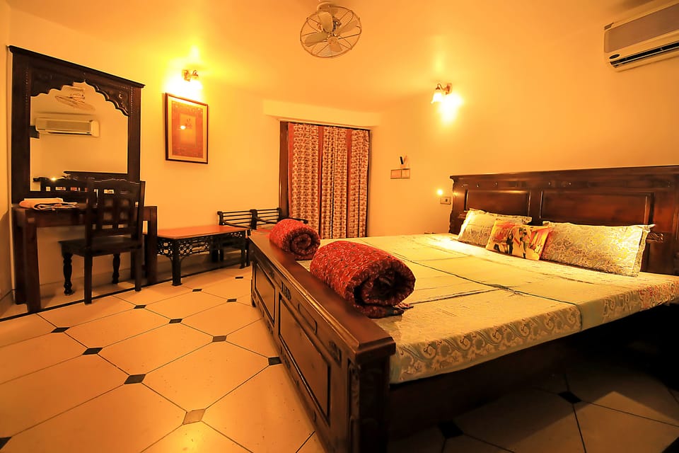 20 bedrooms, desk, soundproofing, iron/ironing board