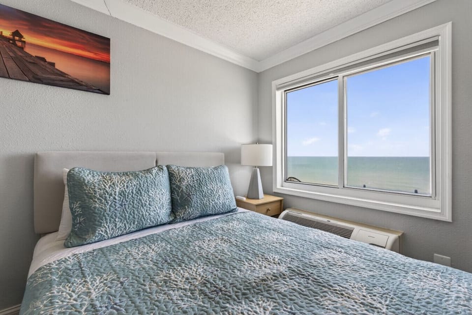 Front-row views of the Atlantic without leaving your room.