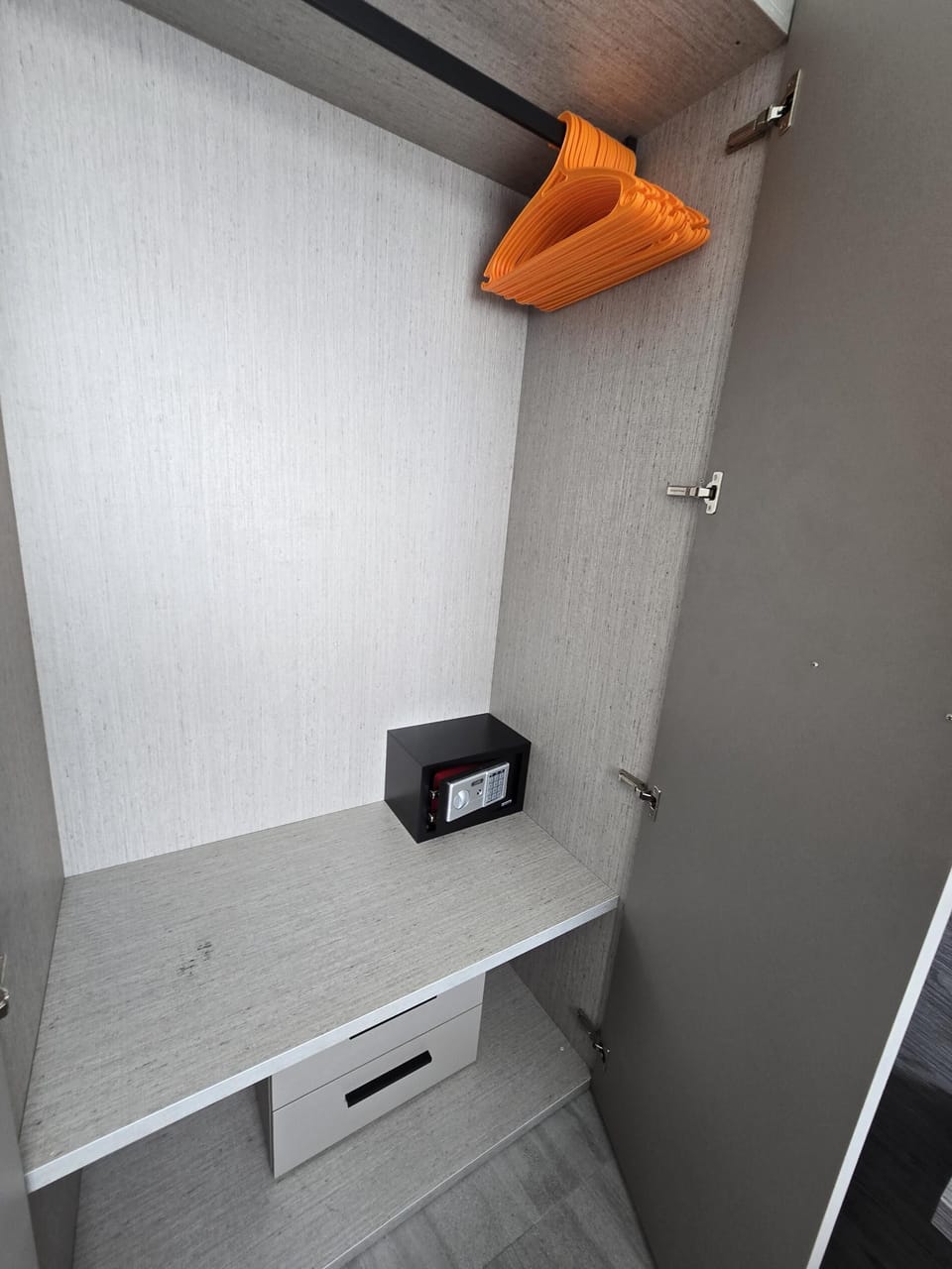 Apartment, Balcony, Mountain View | Safe