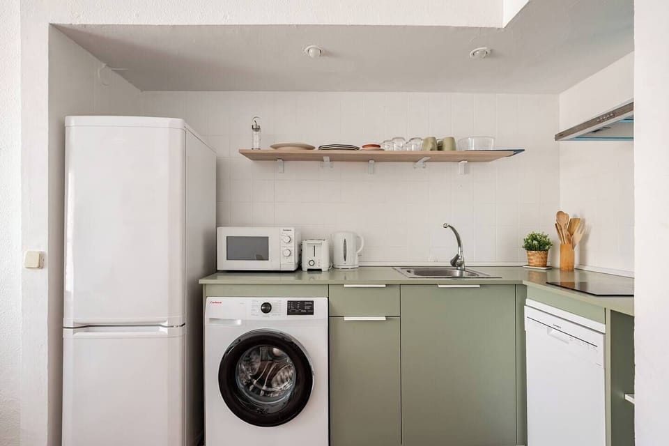 Apartment, City View, Tower | Private kitchen