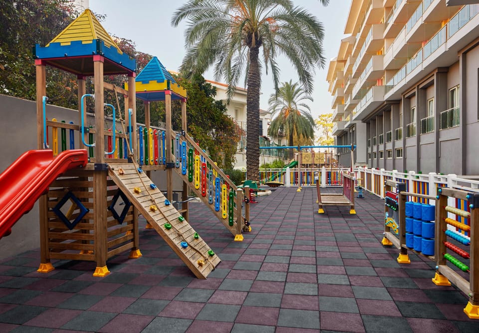 Children's play area - outdoor