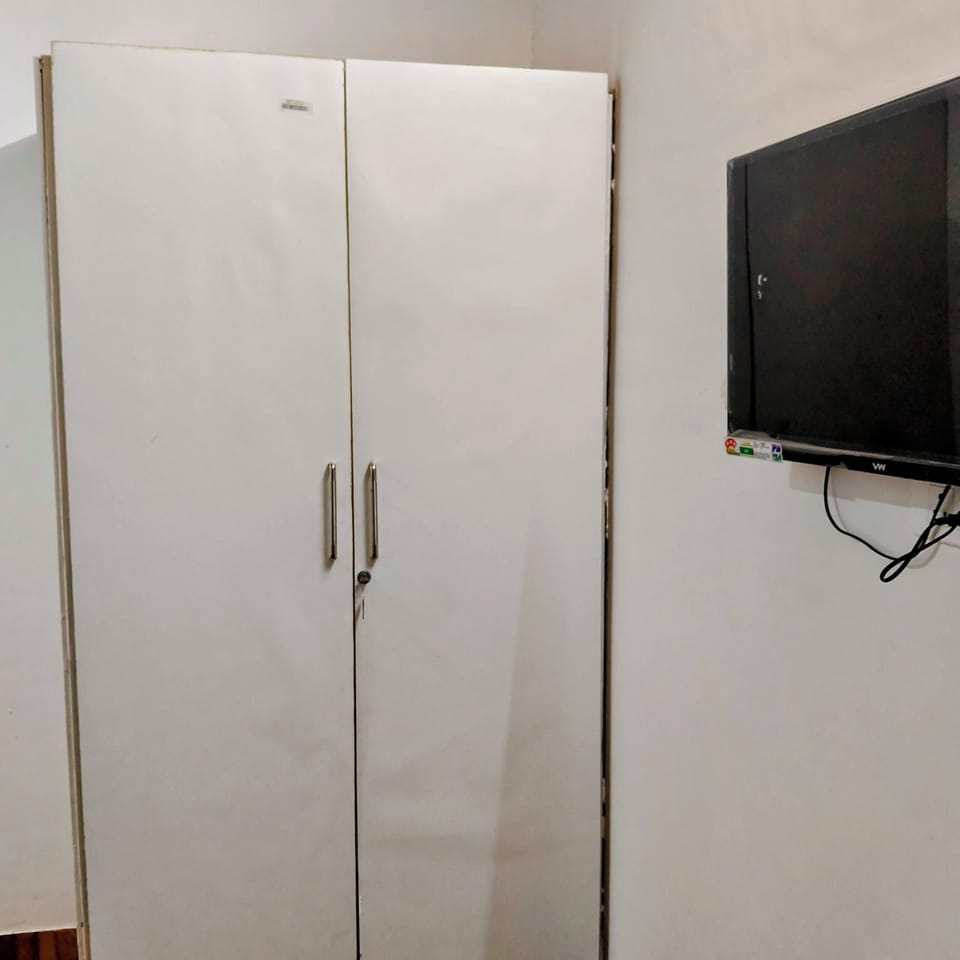 Deluxe Triple Room, 1 Queen Bed, Non Smoking, City View | Free WiFi