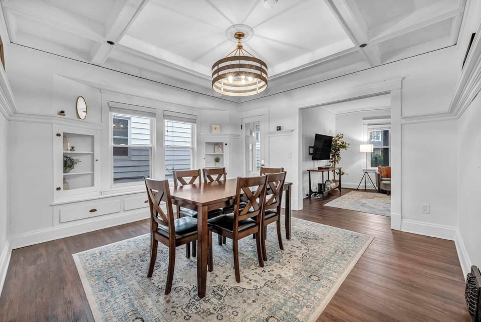 A beautiful setting for shared moments, with soft lighting, classic architecture, and space for everyone to dine in comfort.