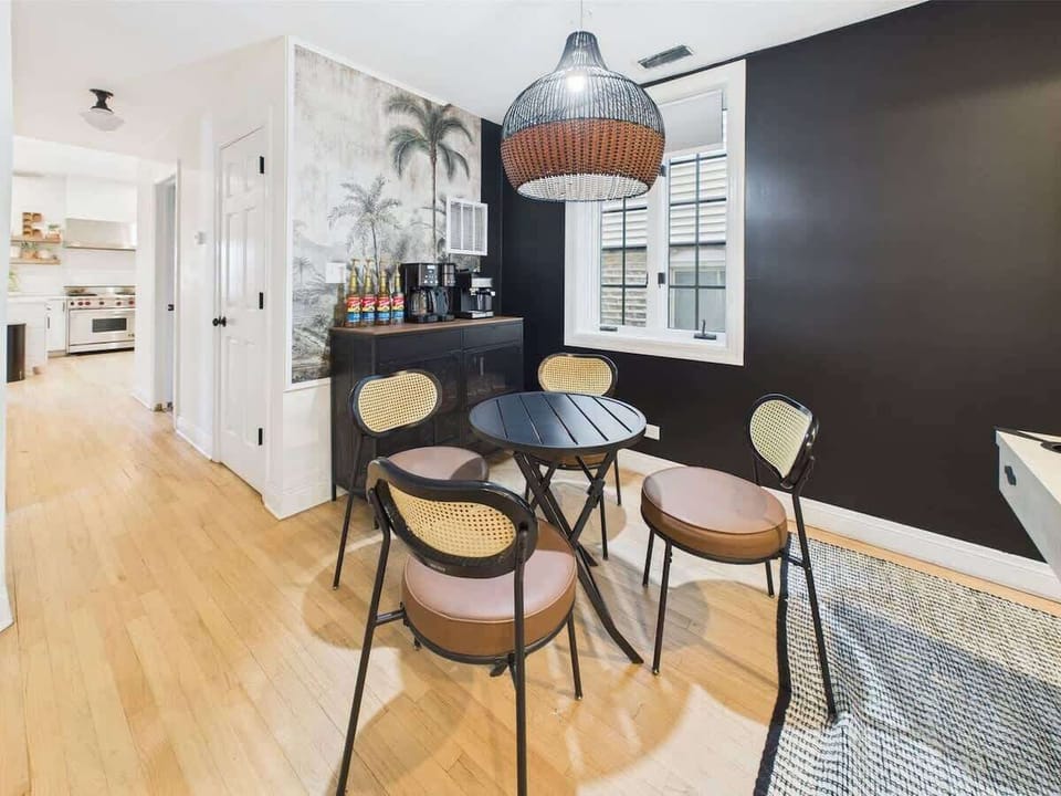 Dining Nook: Brighten your mornings with stylish seating.