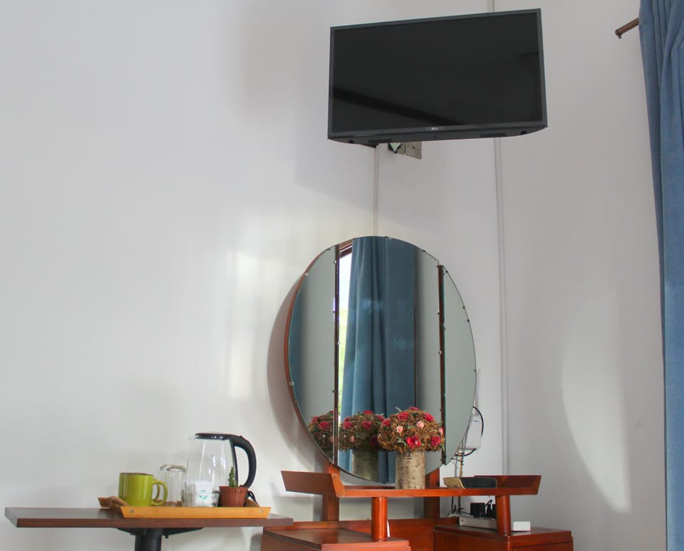 Comfort Double or Twin Room, Patio, Pool View | Blackout drapes, free WiFi