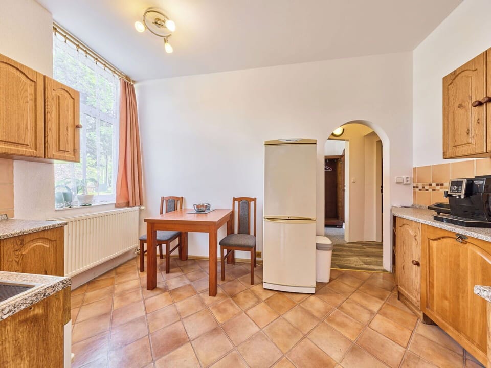 Flooring, Interior Design, Floor, Ceiling, Kitchen, Furniture, Countertop, Major Appliance, Apartment, Cabinetry