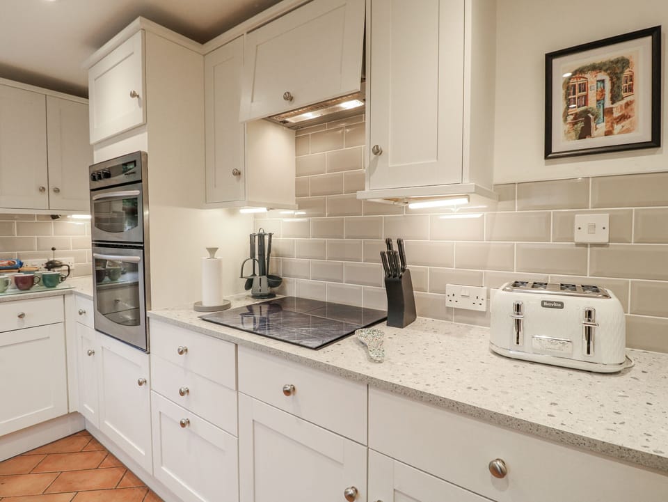 Fridge, microwave, dishwasher, toaster