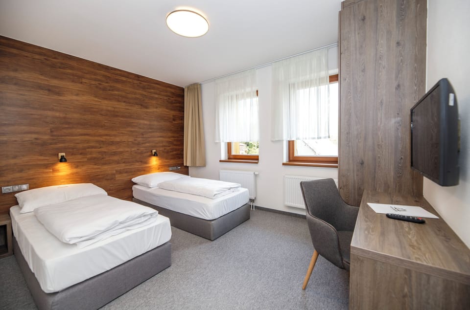 Classic Double Room | Desk, soundproofing, cribs (surcharge), bed sheets