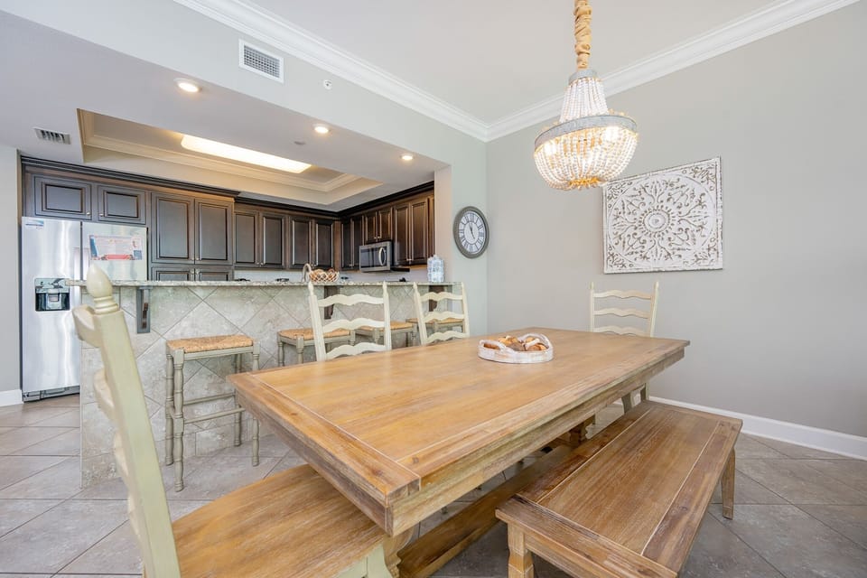 Condo, 3 Bedrooms | Dining