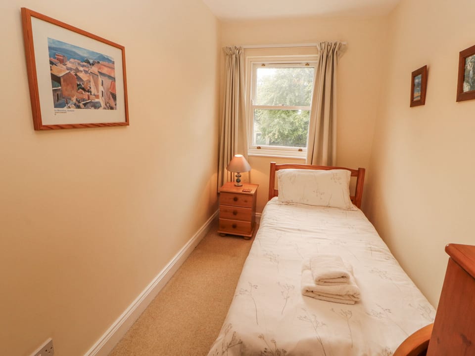 2 bedrooms, individually decorated, individually furnished, free WiFi