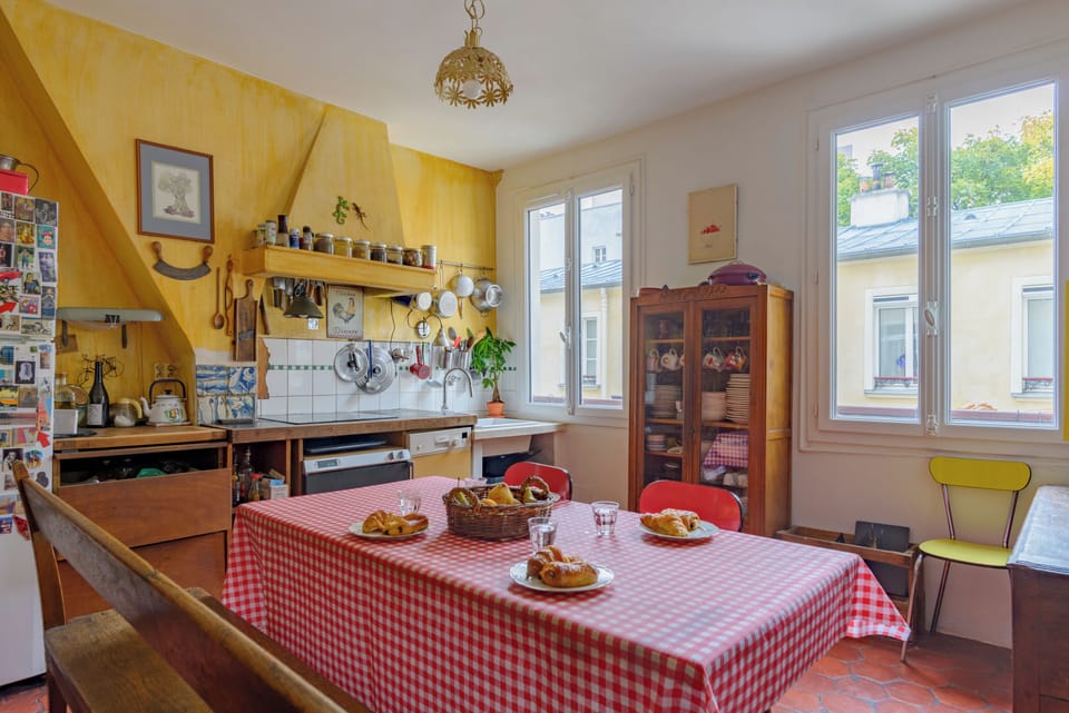 Apartment, City View | Private kitchen