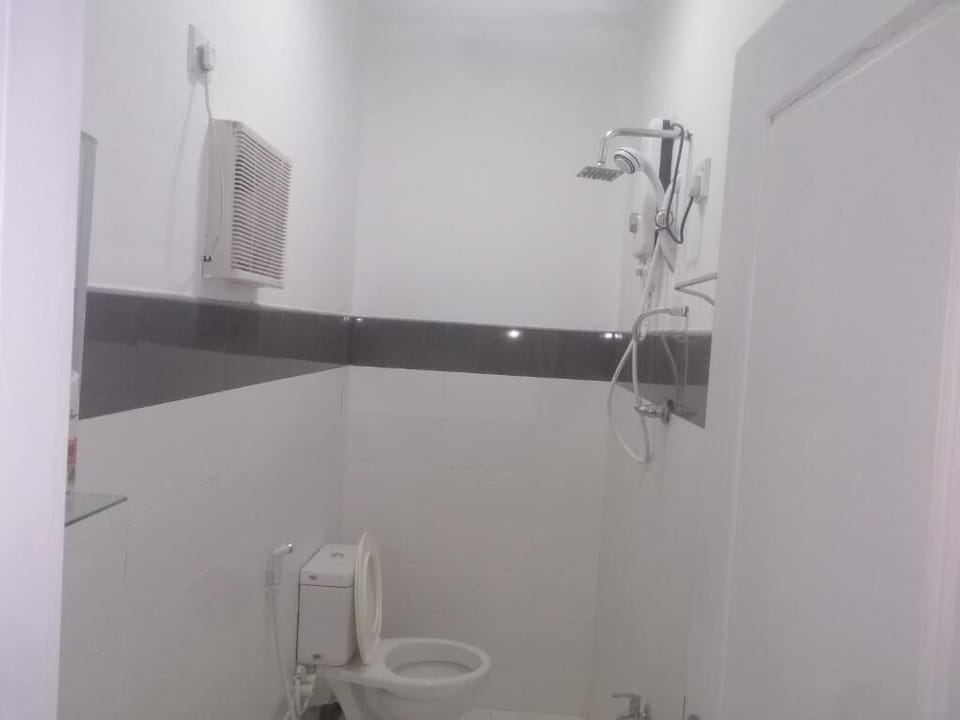 Basic Double Room, Balcony, Mountain View | Bathroom | Shower, hair dryer, slippers, bidet