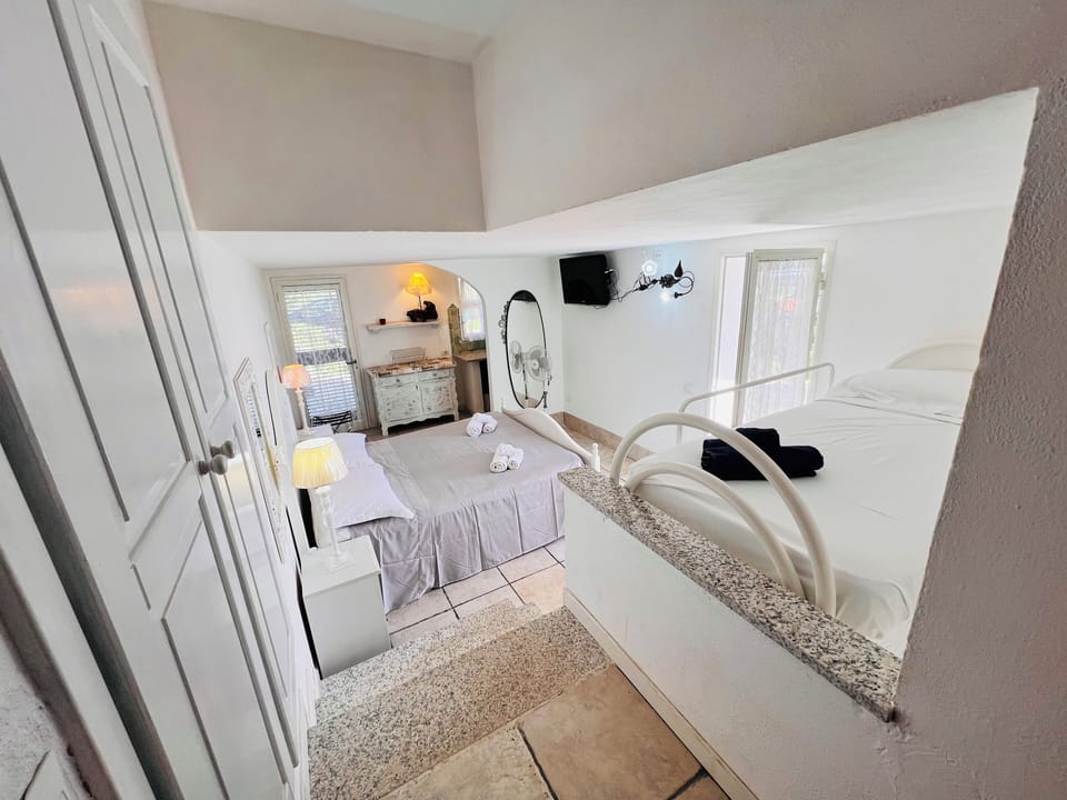 Room, Sea View | Bed sheets