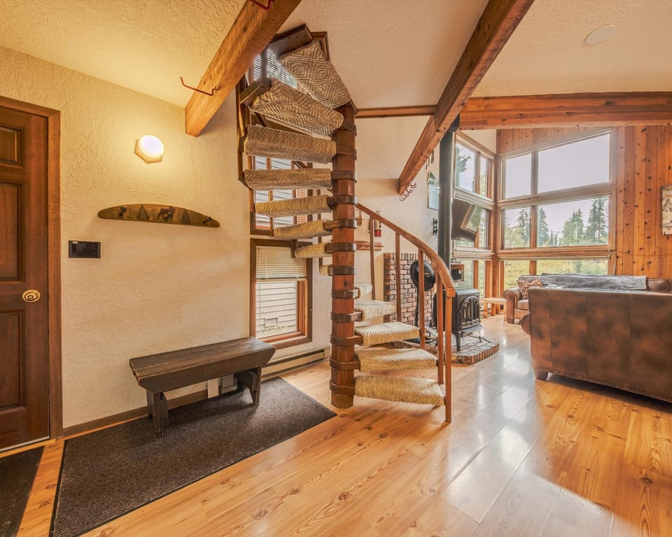 Townhome, Multiple Beds, Patio, Mountain View (Sans Souci 1) | Living area