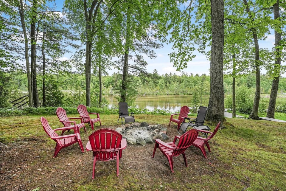 Firepit and chairs