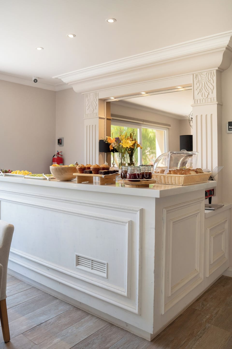 Free daily buffet breakfast