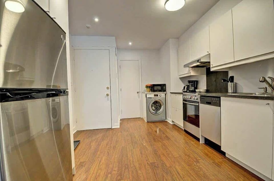 Entrance door (left) and bathroom door (right)