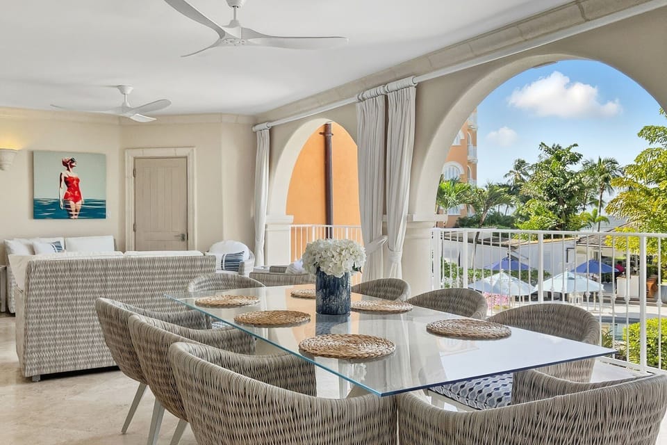 Ensuring Caribbean Sea views from the patio