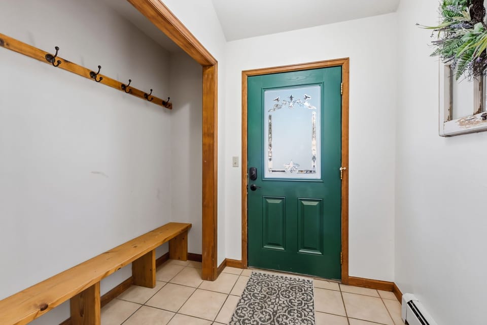 Entryway: Mud room 1